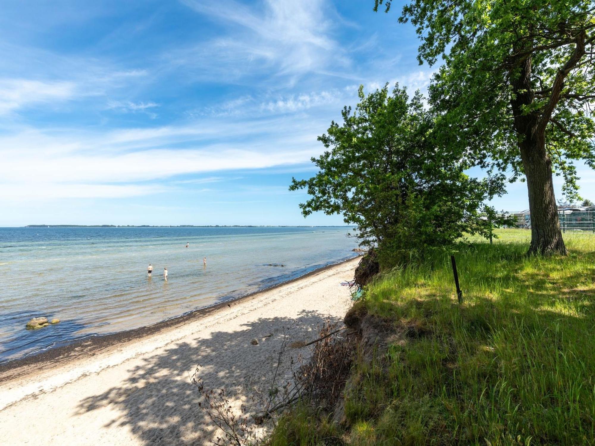 Pleasant Holiday Home In Zierow Near Sea Buitenkant foto